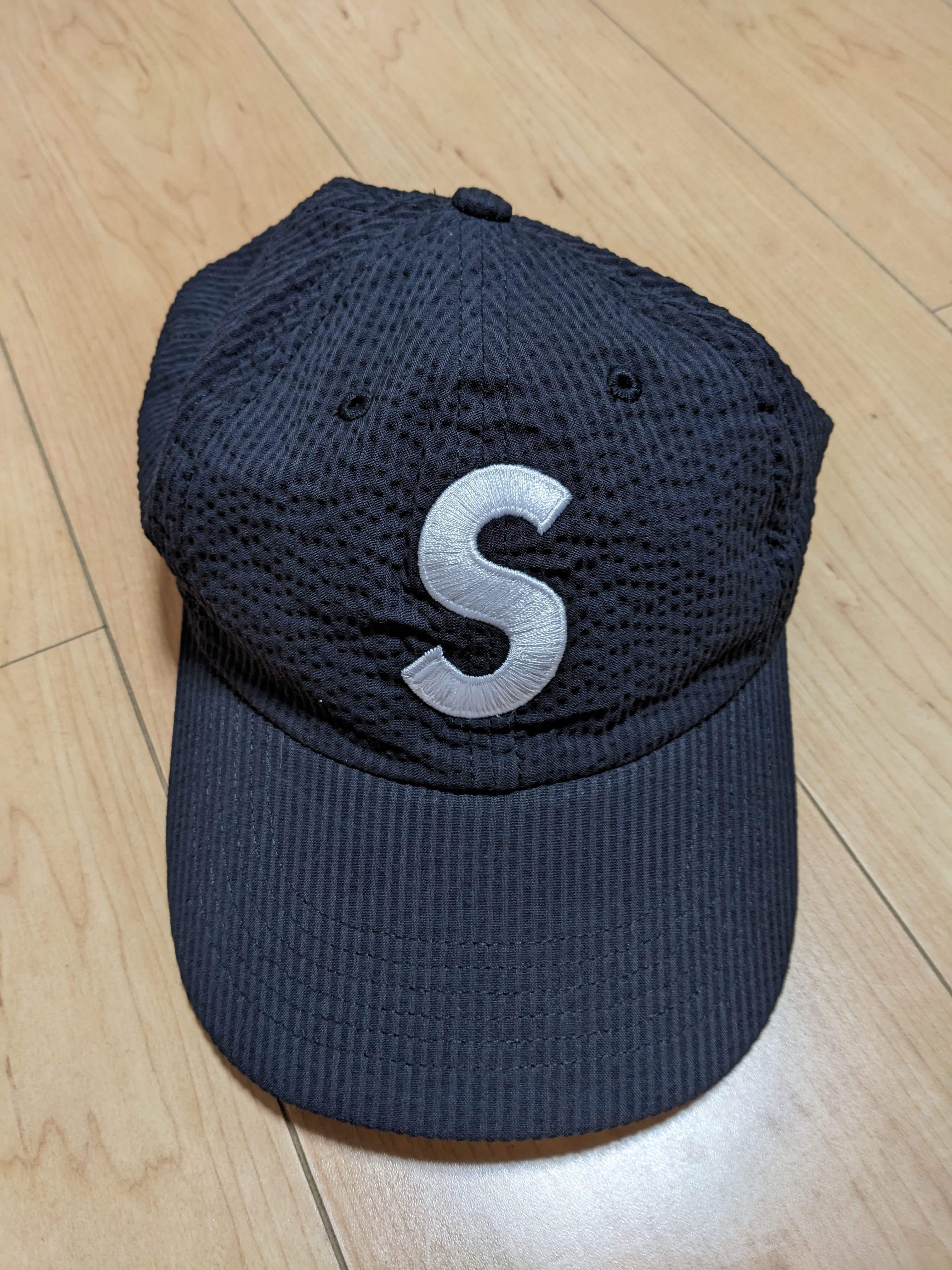 Supreme Seersucker S Logo 6-Panel "Black"