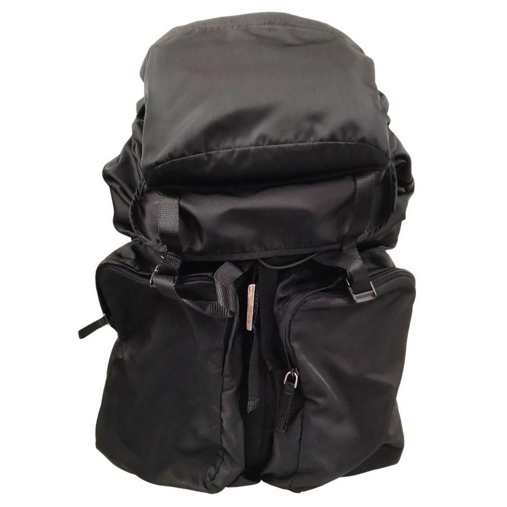 PRADA (プラダ) トライアングルロゴ 三角プレート リュックサック