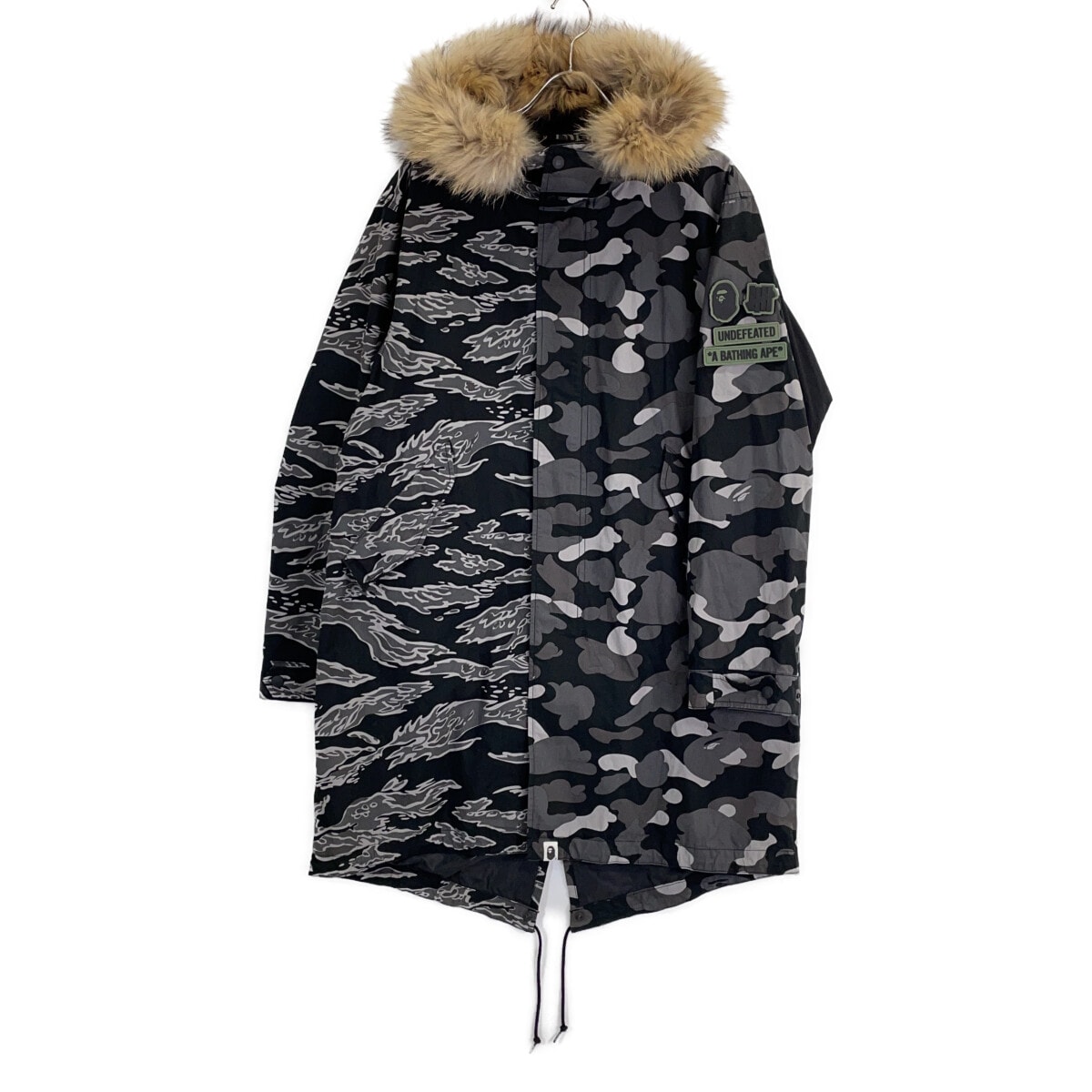 アベイシングエイプ ×UNDEFEATED カモフラ M-51 モッズコート