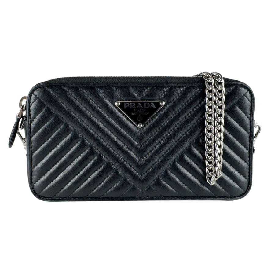 プラダ PRADA ショルダーバッグ レザー ブラック レディース【中古】 z9933