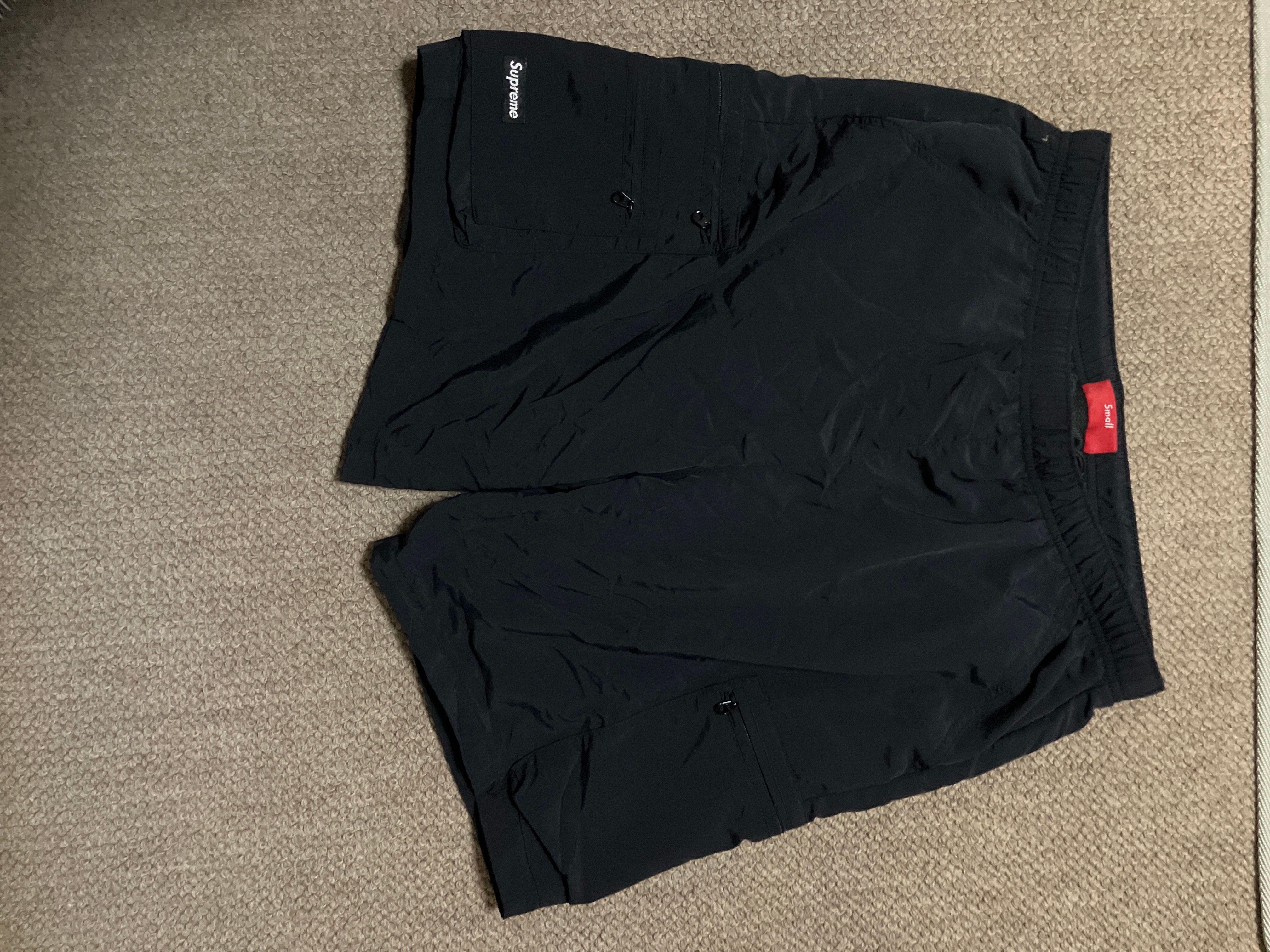 Supreme Cargo Water Short "Black"