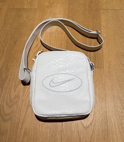 Supreme x Nike Leather Shoulder Bag Supreme x Nike Leather Shoulder Bag