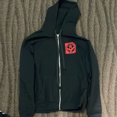 ジップパーカー