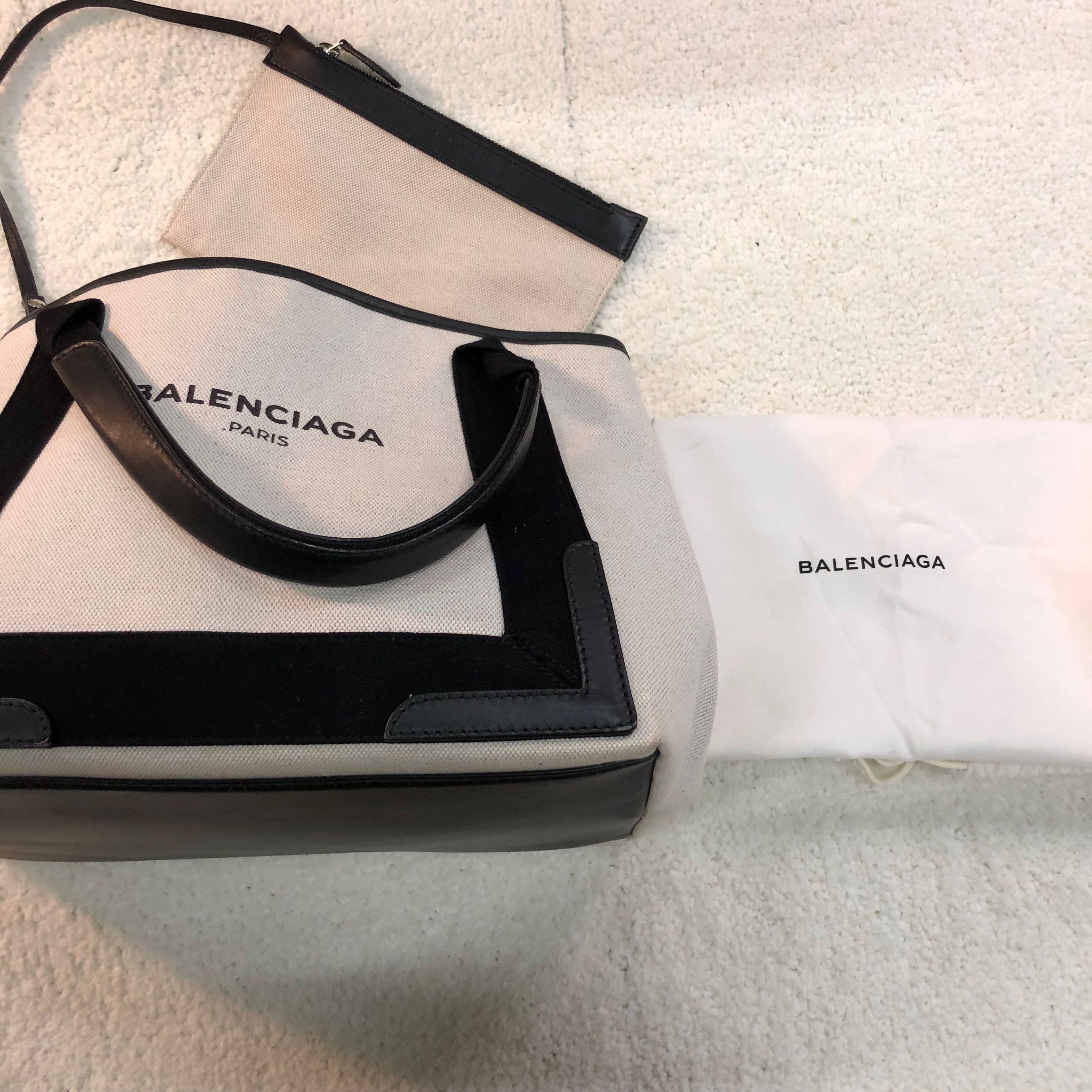 BALENCIAGA Navy Cabas Tote Bag "White"