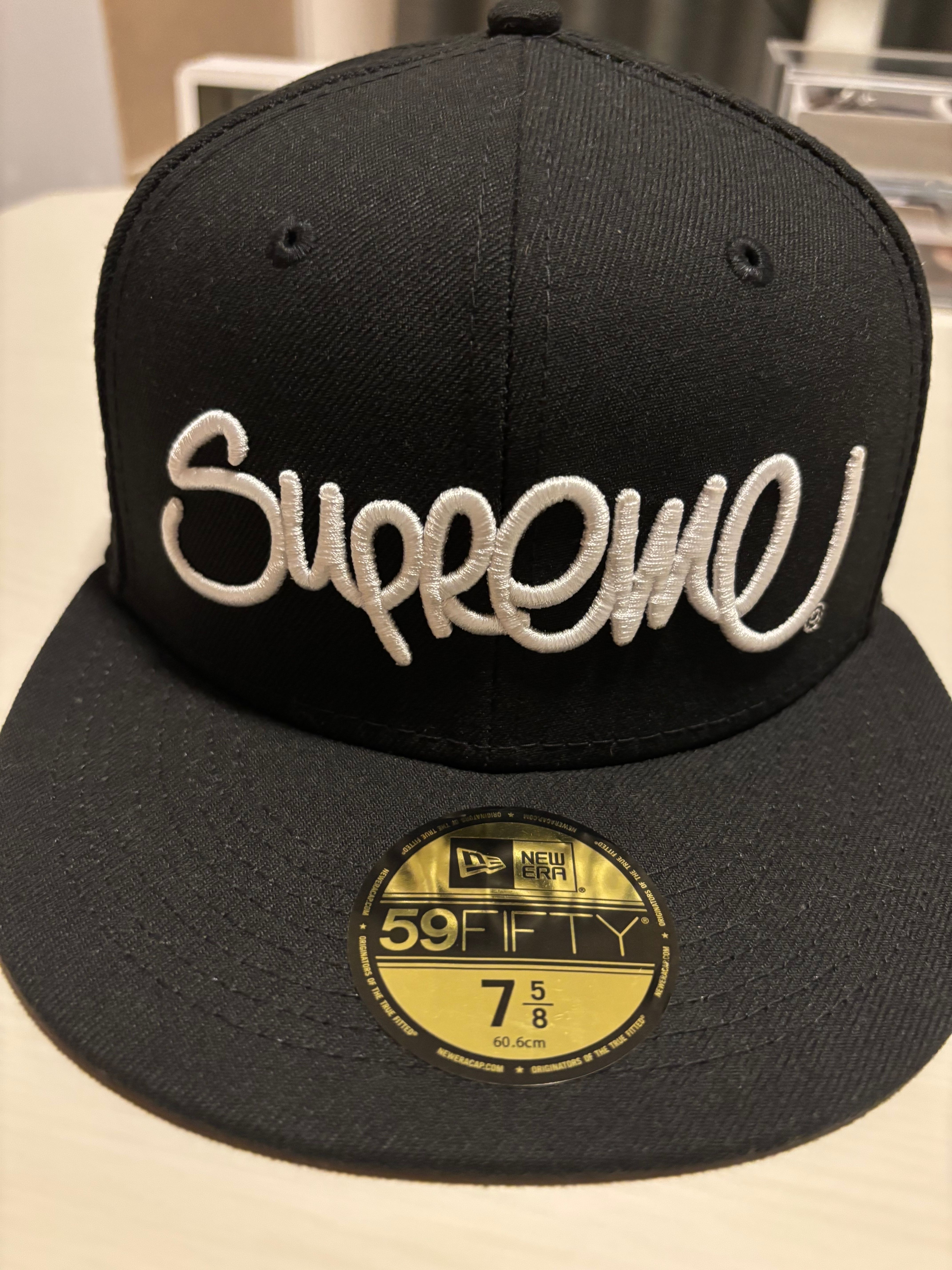 Supreme Handstyle New Era "Black"
