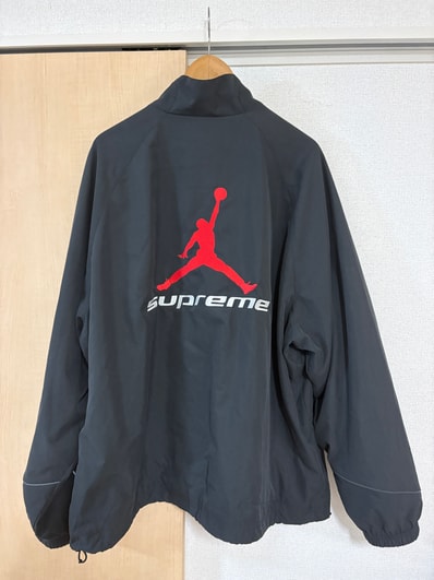 Supreme x Jordan Track Jacket "Black"