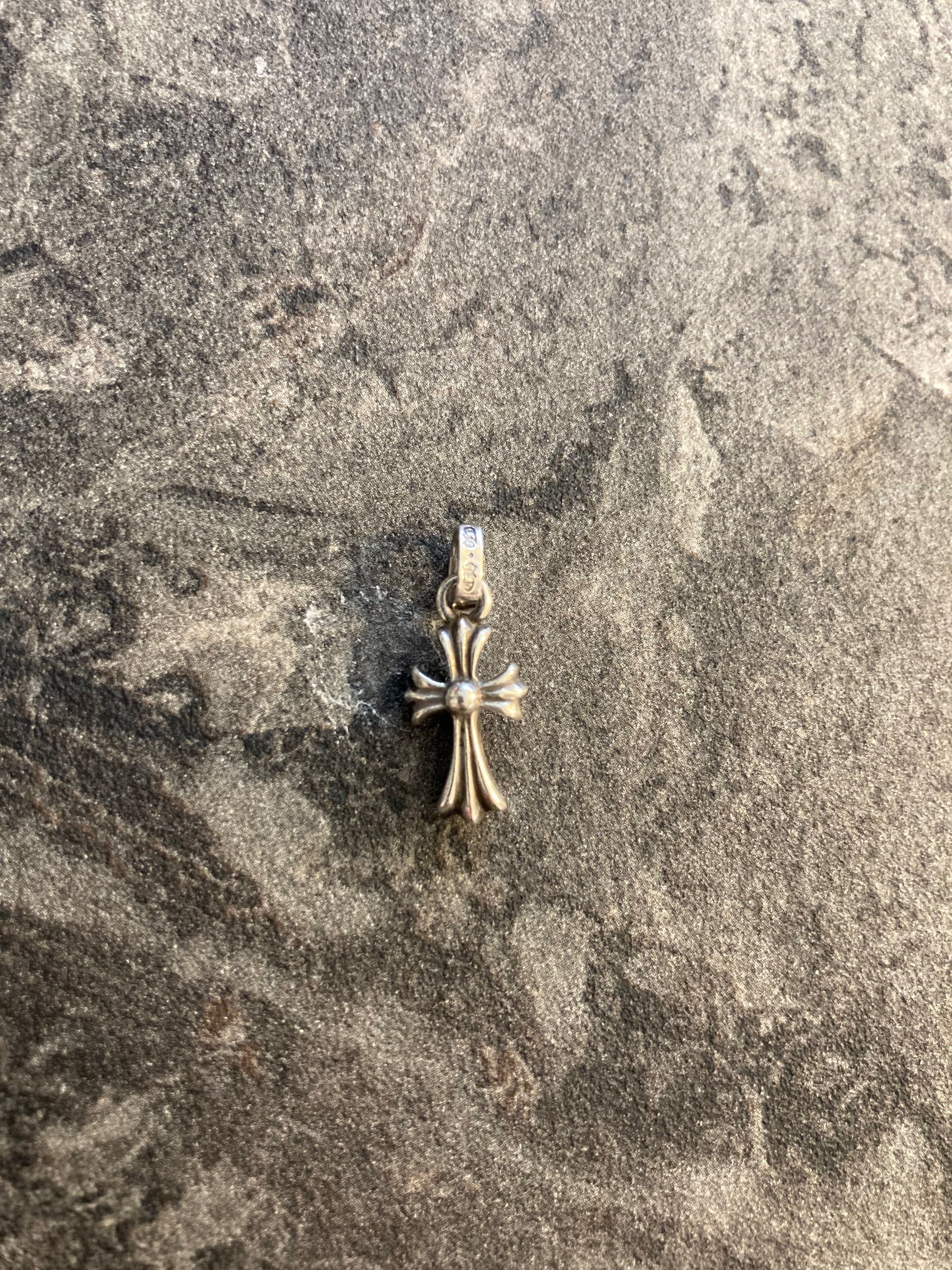 Chrome Hearts CH Cross Baby Fat Charm "Silver"