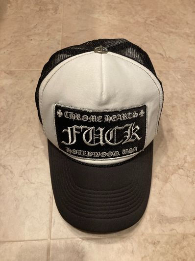 クロムハーツ トラッカーメッシュキャップ FUCK