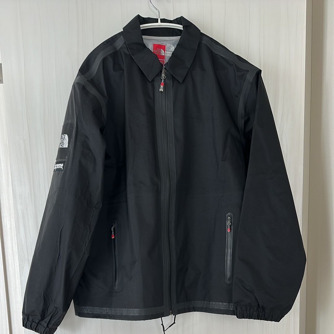 Supreme x The North Face Summit Series Outer Tape Seam Coaches Jacket "Black"