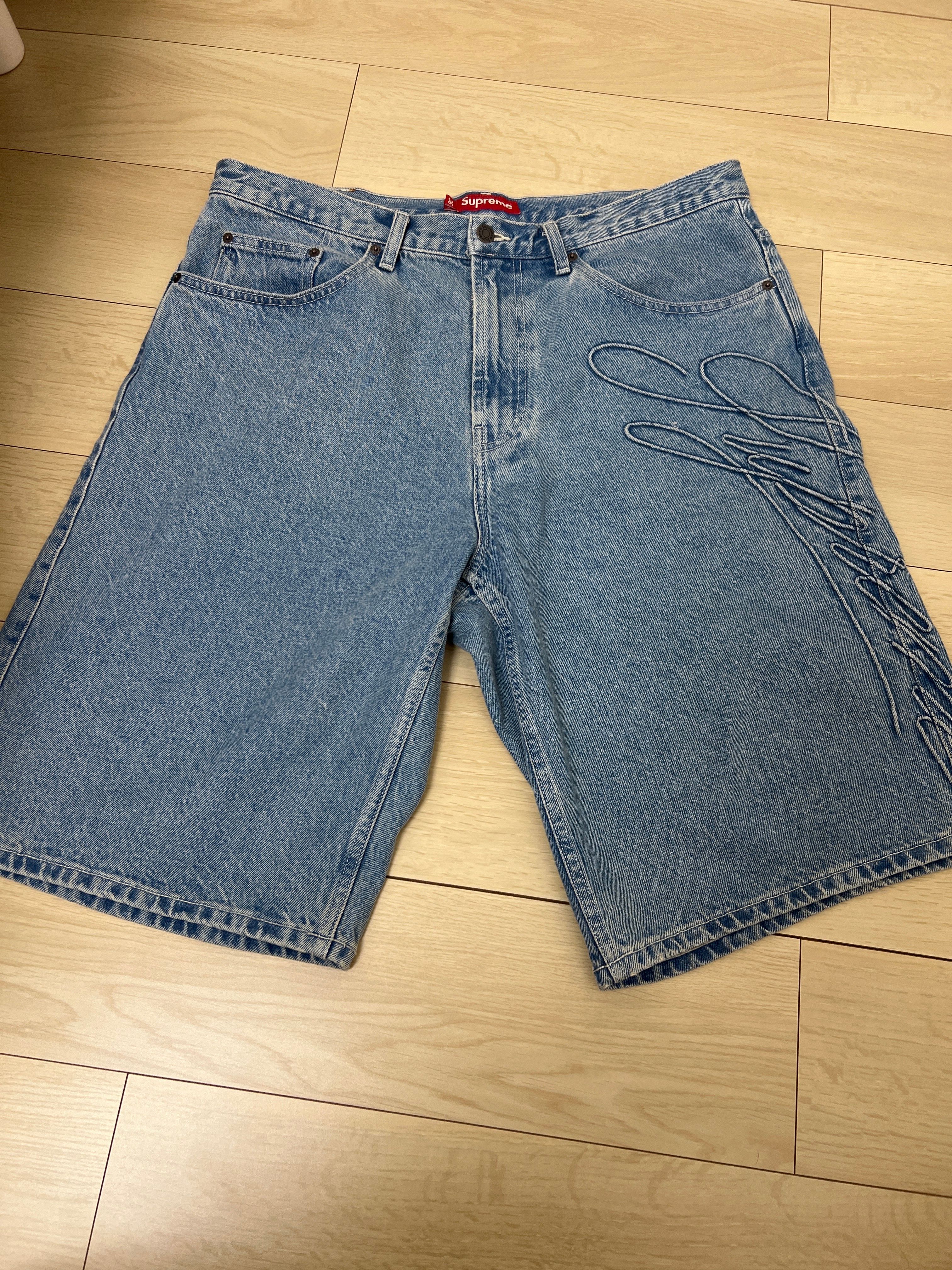 Supreme Script Baggy Denim Short "Washed Indigo"