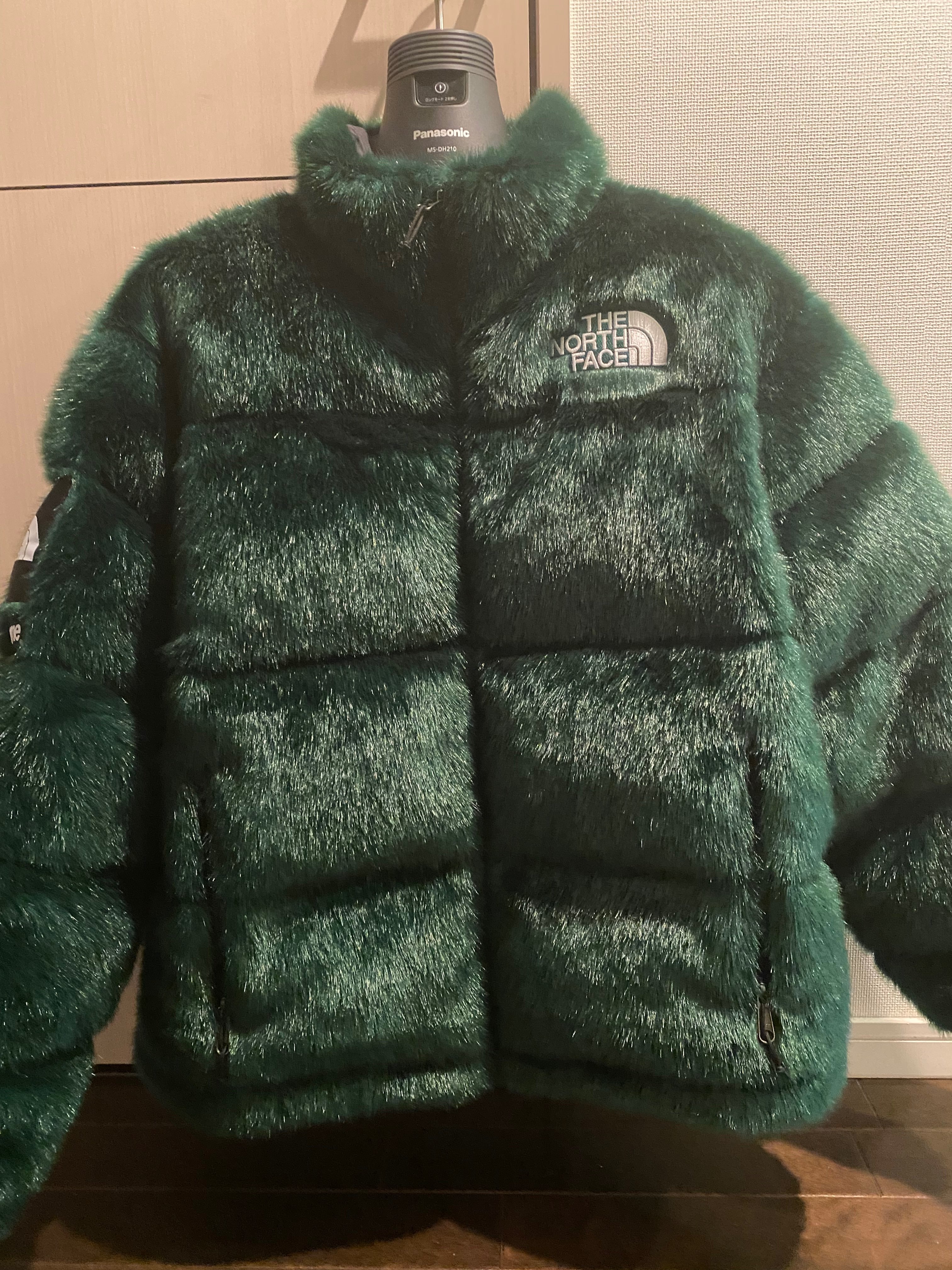 Supreme x The North Face Faux Fur Nuptse Jacket "Green"