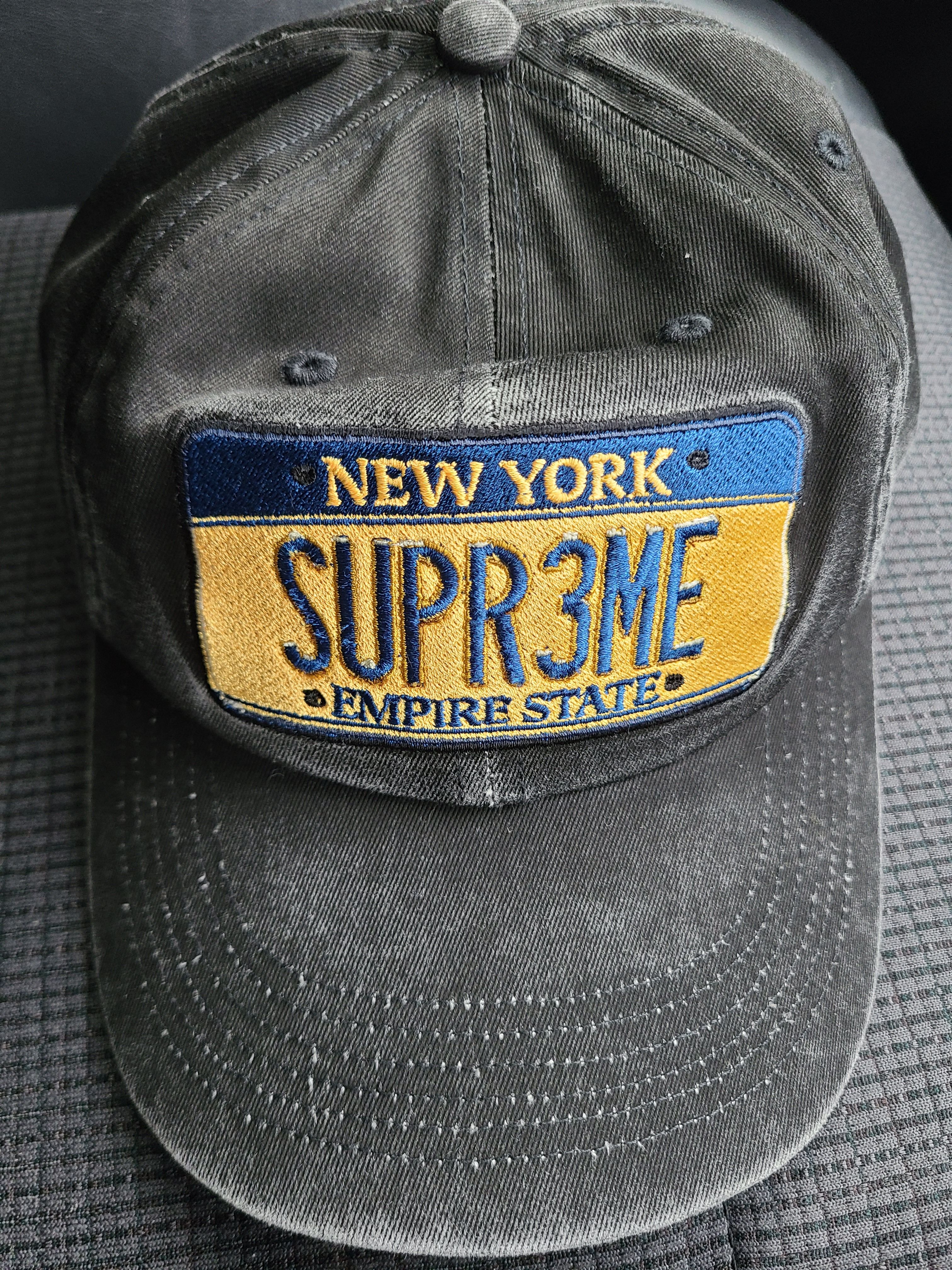 Supreme License Plate 6-Panel "Black"