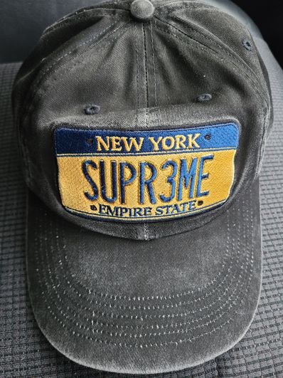 Supreme License Plate 6-Panel "Black"