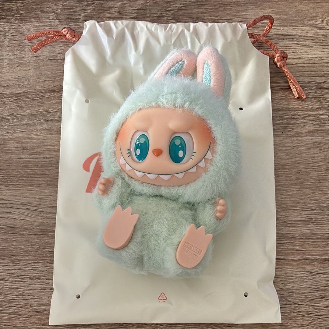 POP MART THE MONSTERS (LABUBU) Have a Seat Plush Series QUQU