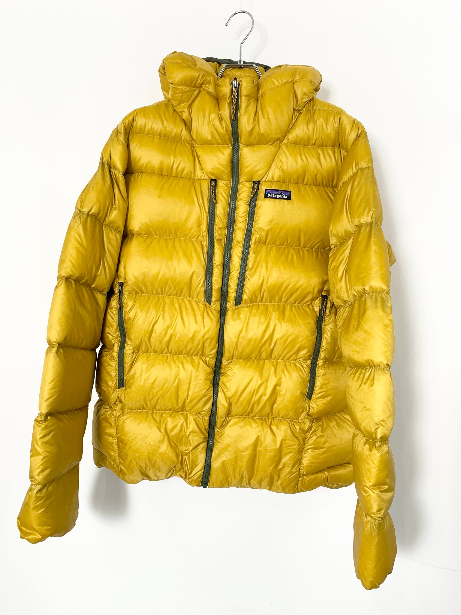 Patagonia Fitz Roy Down Parka "Cabin Gold"