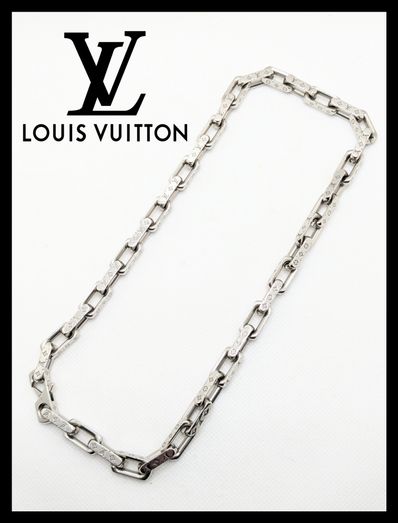 Louis Vuitton Monogram Chain Necklace "Silver"