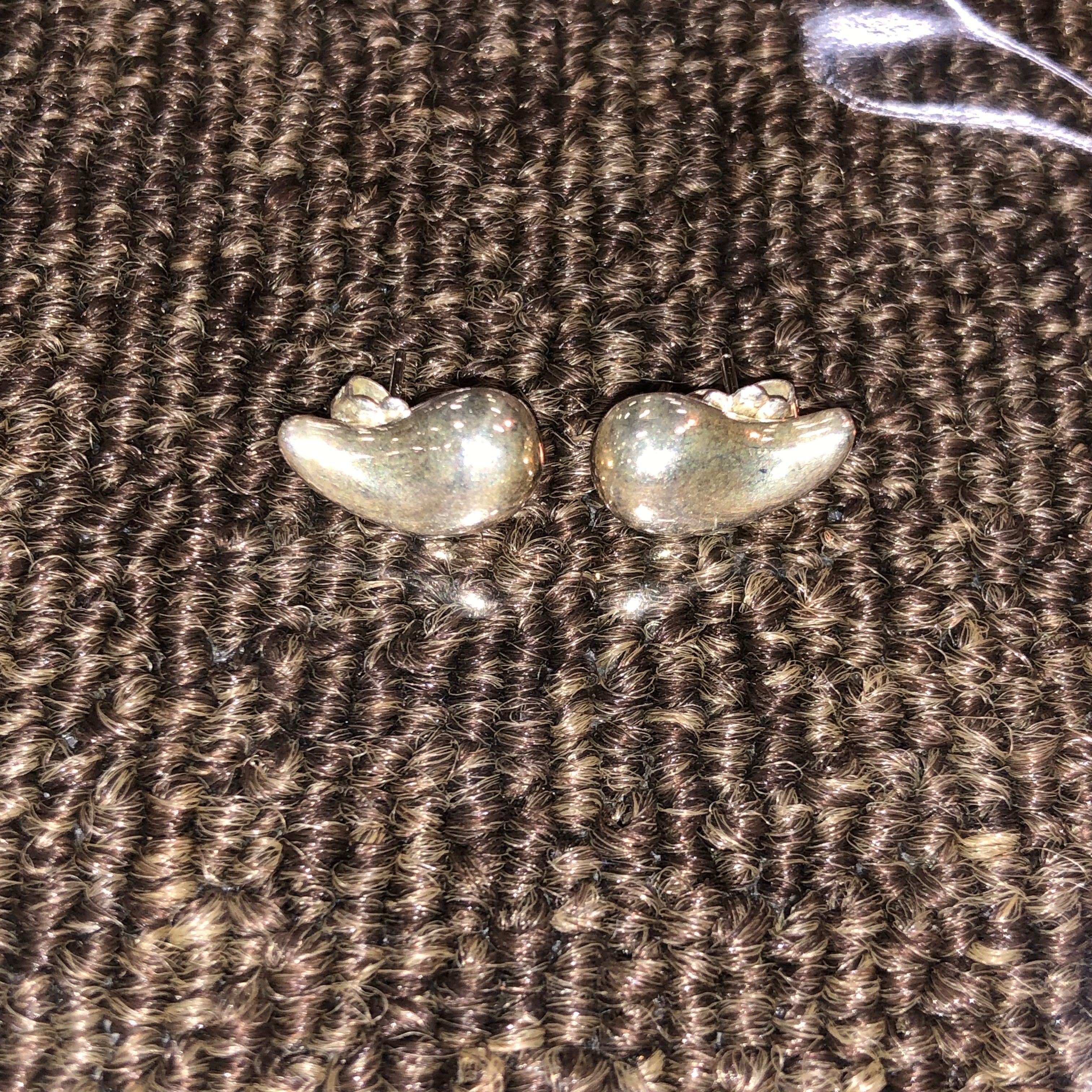 ティファニー ピアス