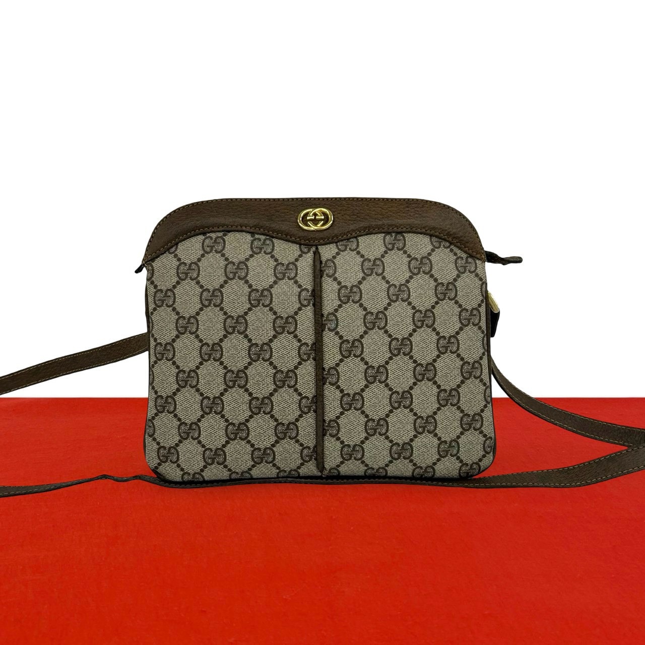 GUCCI グッチ GG 柄  レザー PVC ショルダーバッグ ブラウン
 35829