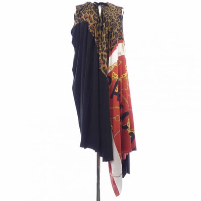 バレンシアガ BALENCIAGA 556249 TDO07 ワンピース