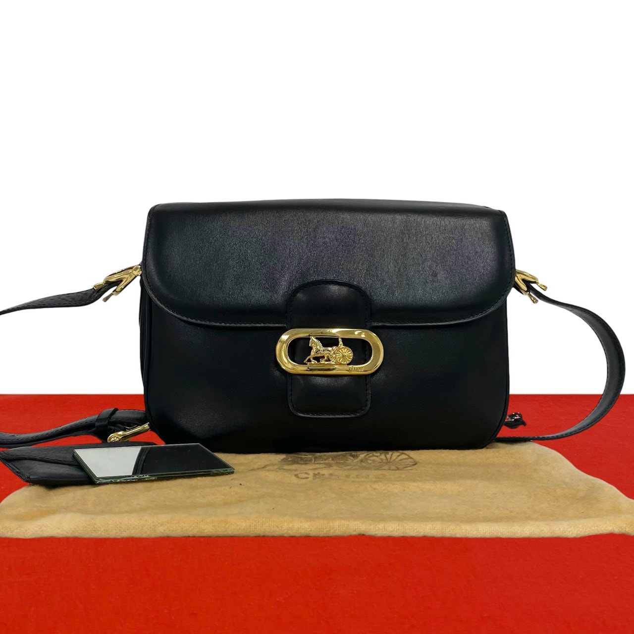 CELINE セリーヌ ロゴ 馬車金具 カーフ ショルダーバッグ ブラック
74776