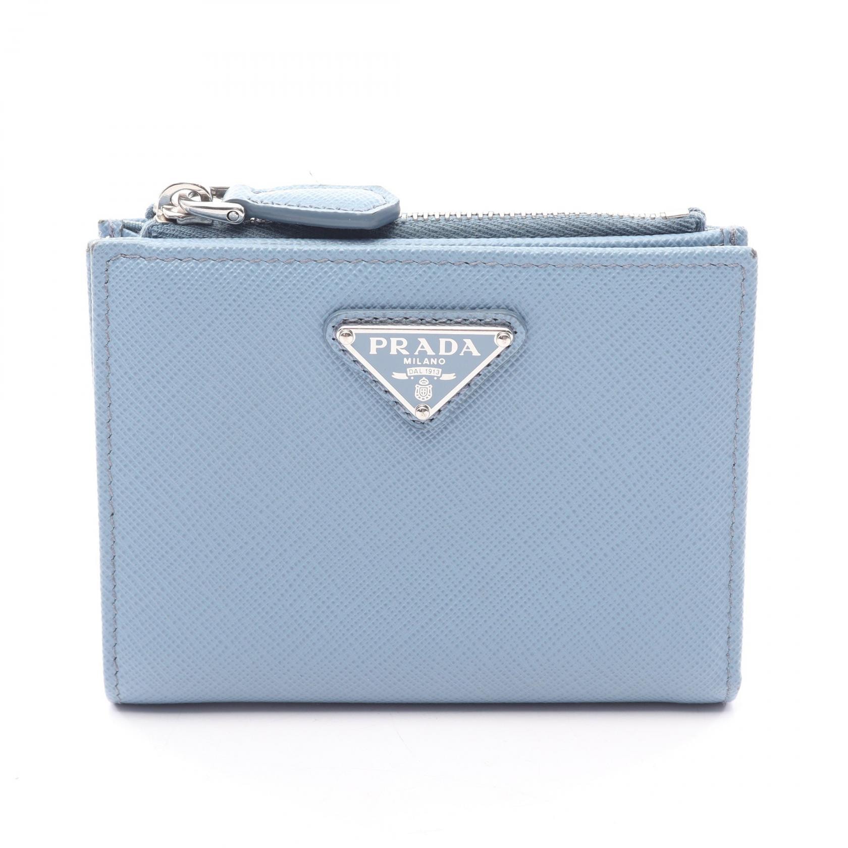 プラダ PRADA グレーストライアングル エンボス 二つ折り財布 財布 サフィアーノレザー レディース ブルー系 1ML050_QHH_F0OZX 【中古】