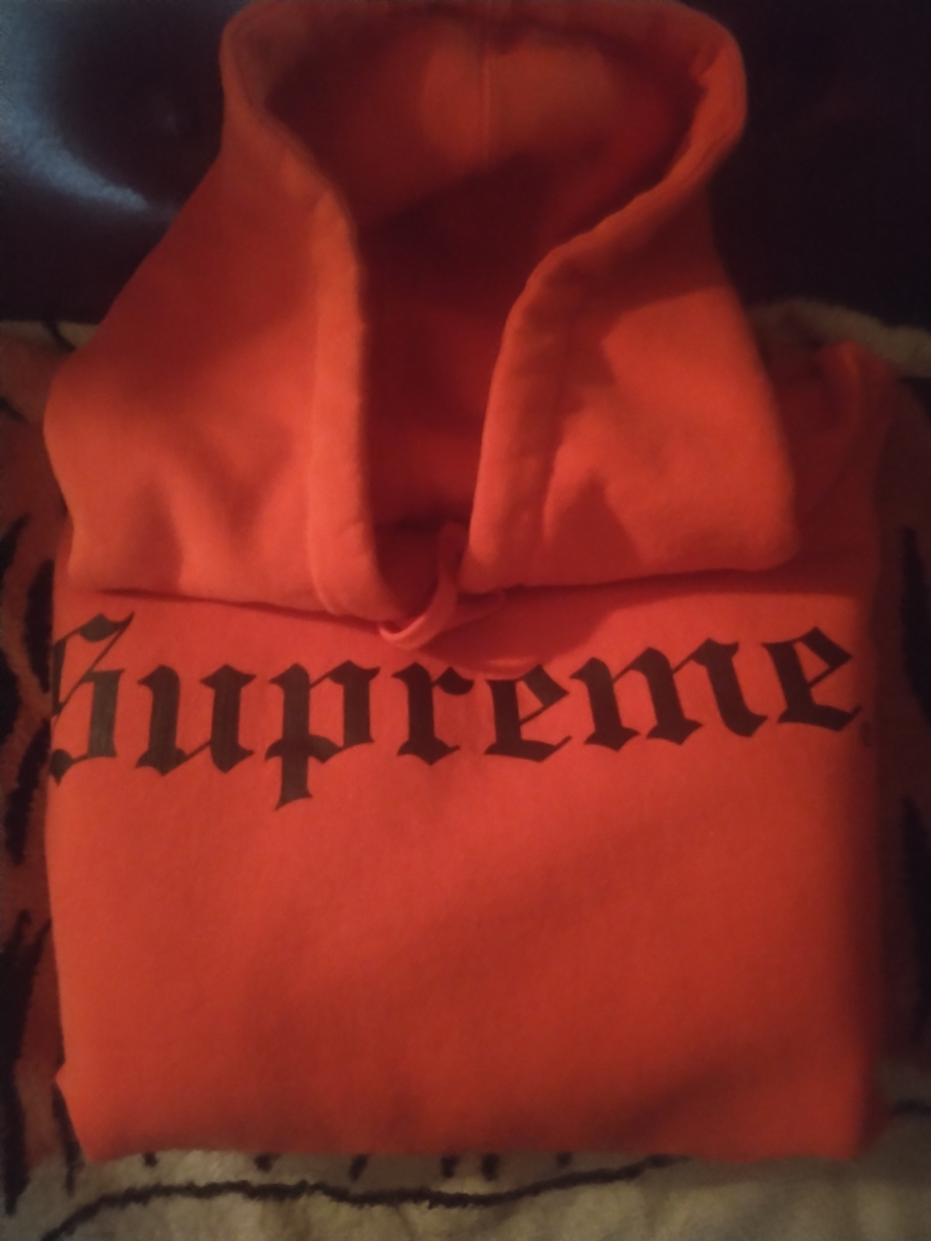 シュプリーム ウォッシュド オールド イングリッシュ フード スウェットシャツ "オレンジ"