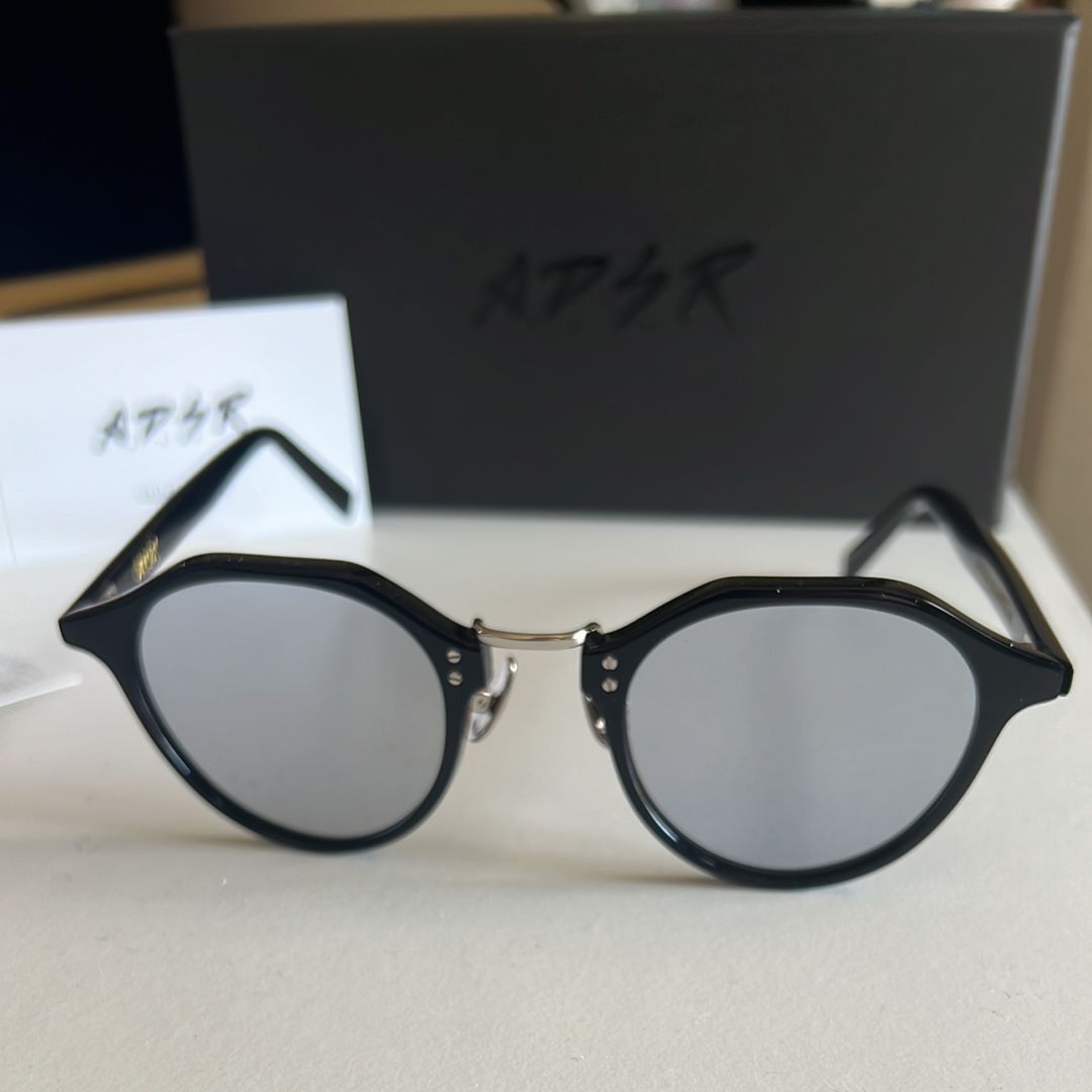 A.D.S.R. SATCHMO (Lt.Blue) "Shiny Black / Silver x Lt.Blue"