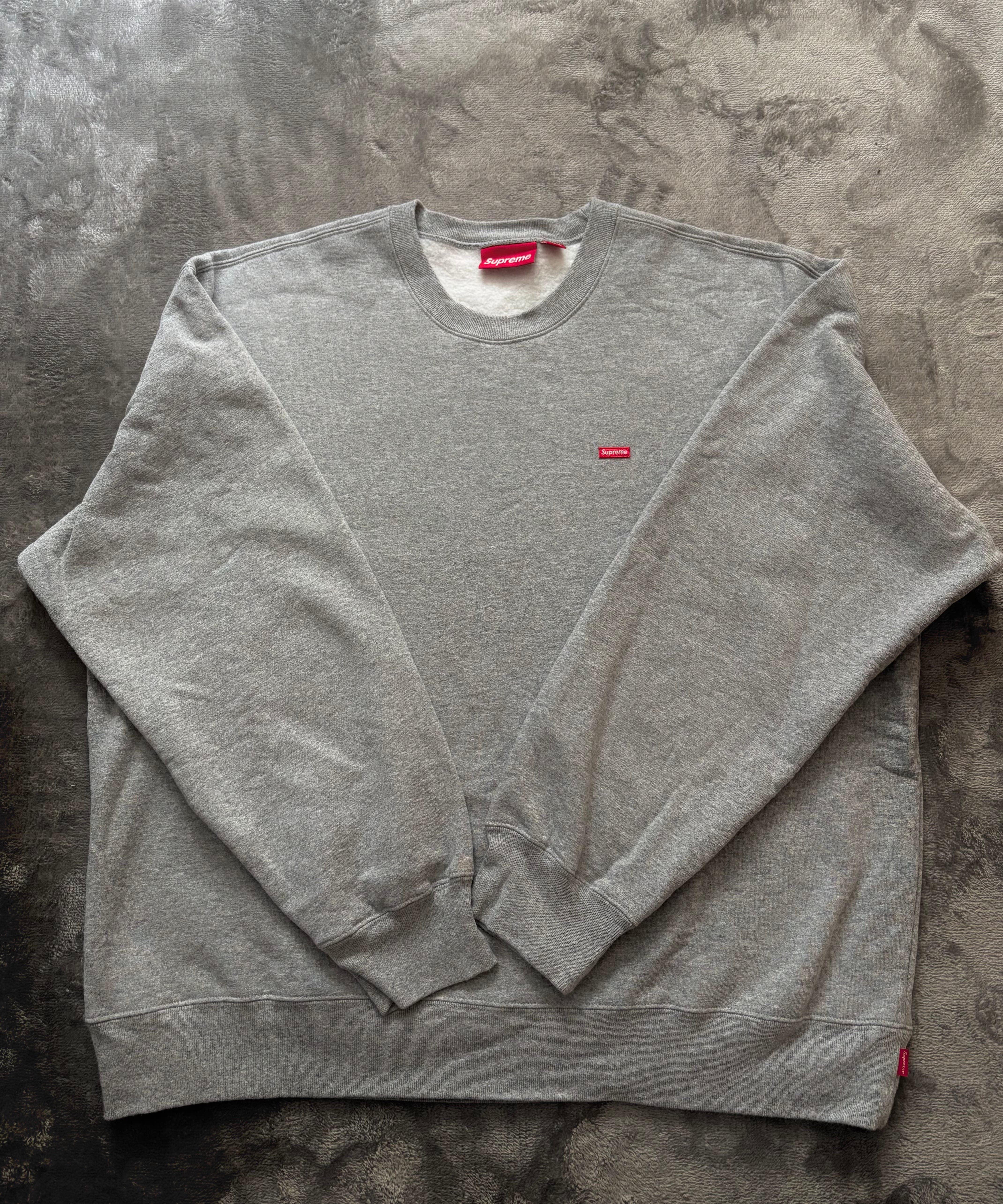 シュプリーム スモール ボックス クルーネック "ヘザー グレー"