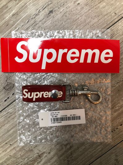 Supreme Leather Key Loop "Red"