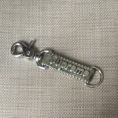 Supreme x b.b. Simon Denim Keychain Supreme x b.b. Simon Denim Keychain