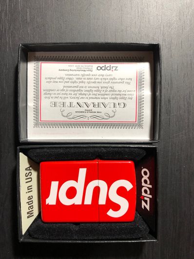 Supreme Logo Zippo® "Red"