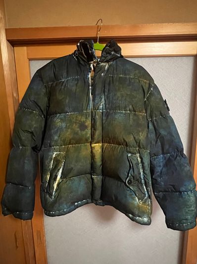 Supreme / Stone Island Painted Camo Crinkle Down Jacket "Dark Teal"