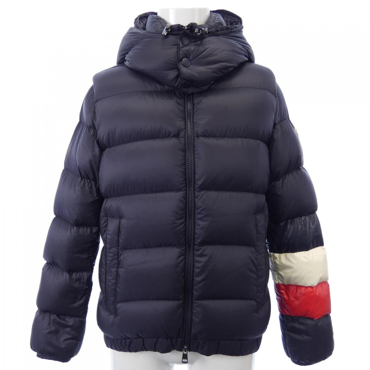 モンクレール MONCLER ダウンジャケット