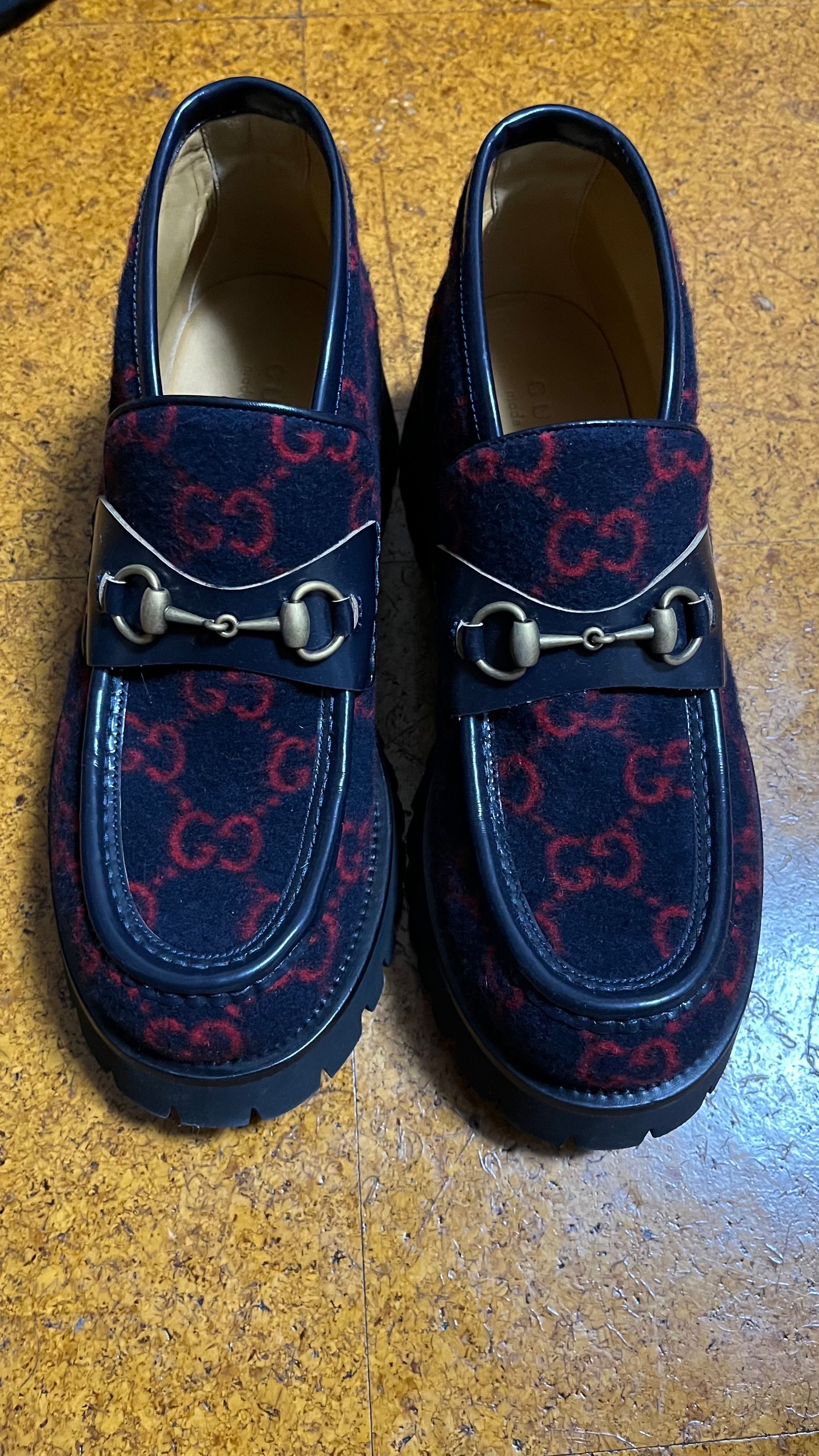厚底ホースビットローファー