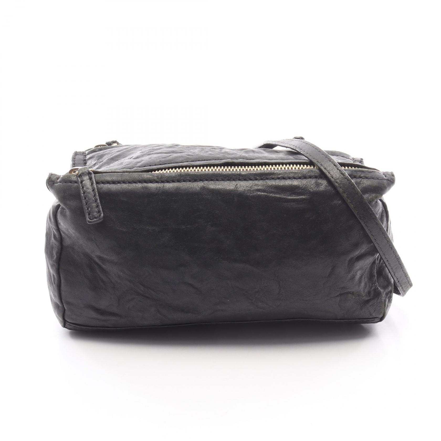 ジバンシィ GIVENCHY パンドラ ショルダーバッグ バッグ レザー レディース ブラック系 B00253514 【中古】