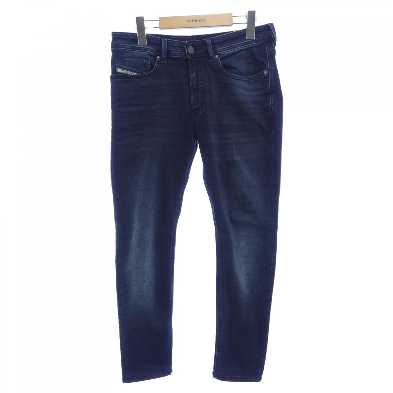 ディーゼル DIESEL A03595 ジーンズ