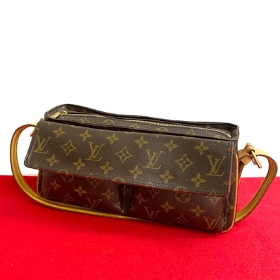 LOUIS VUITTON ルイヴィトン ヴィバ シテ MM モノグラム レザー PVC ショルダーバッグ ブラウン
93630