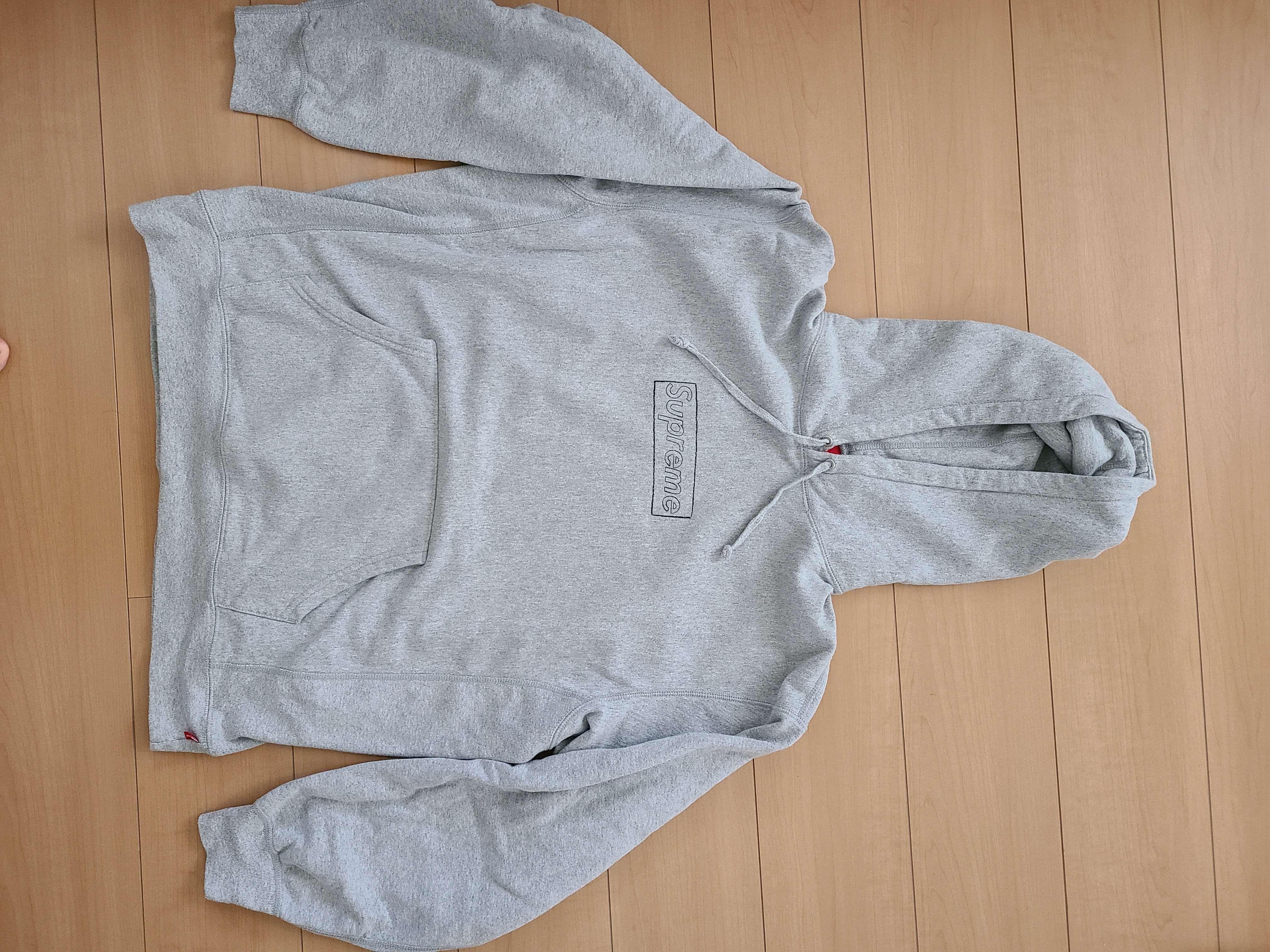 Supreme KAWS Chalk Logo Hooded Sweatshirt "Grey"(2021)
