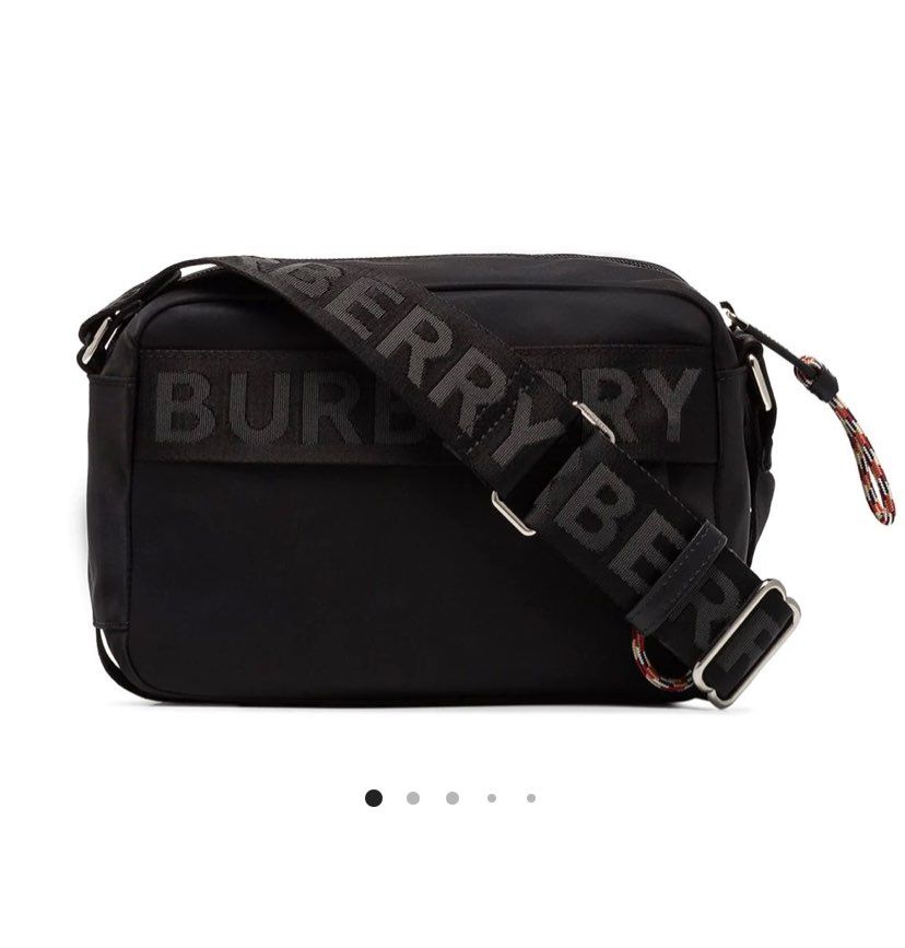 ロゴディテール ナイロン クロスボディバッグ