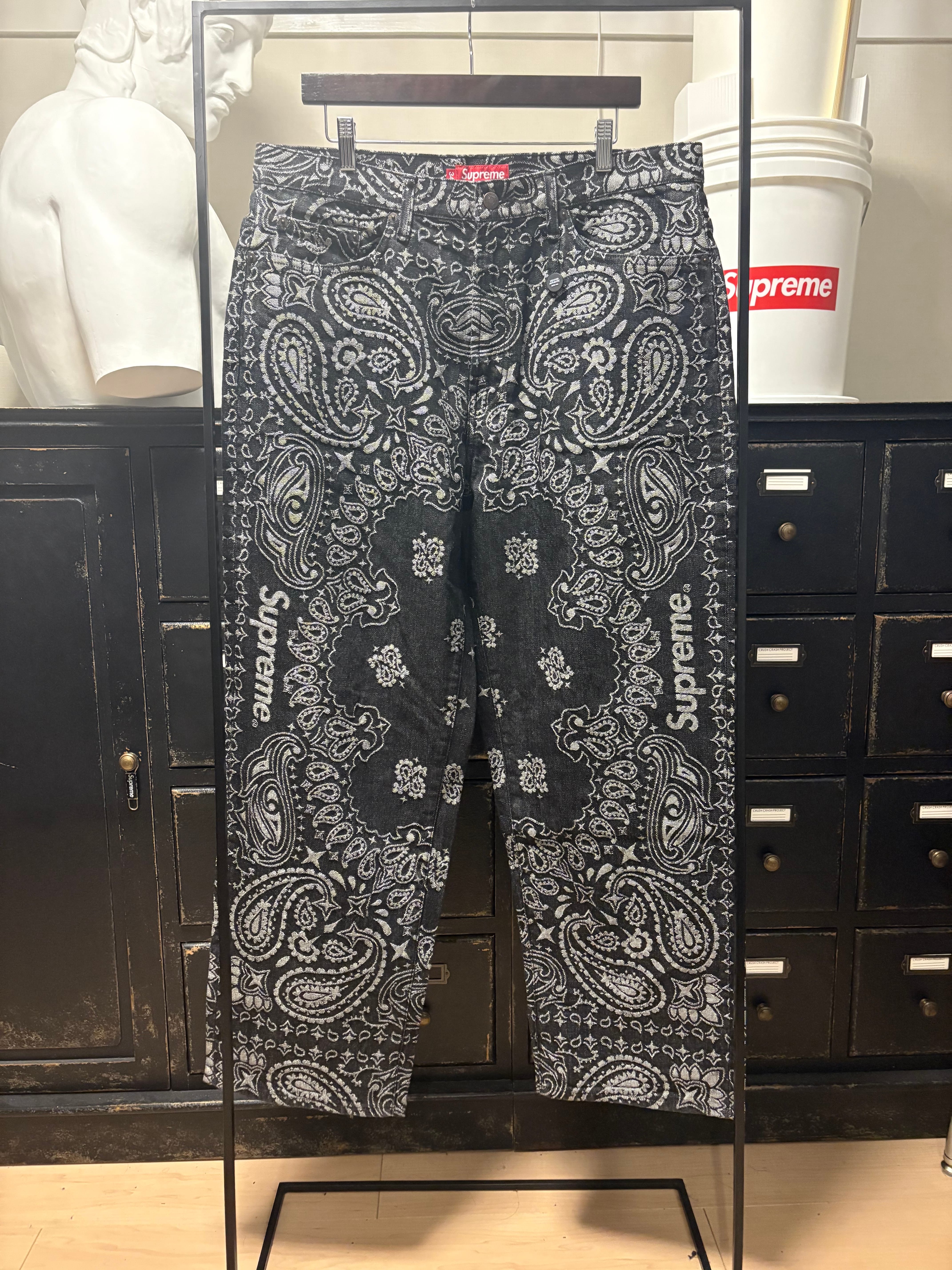 Supreme Bandana Jacquard Baggy Jean "Black"