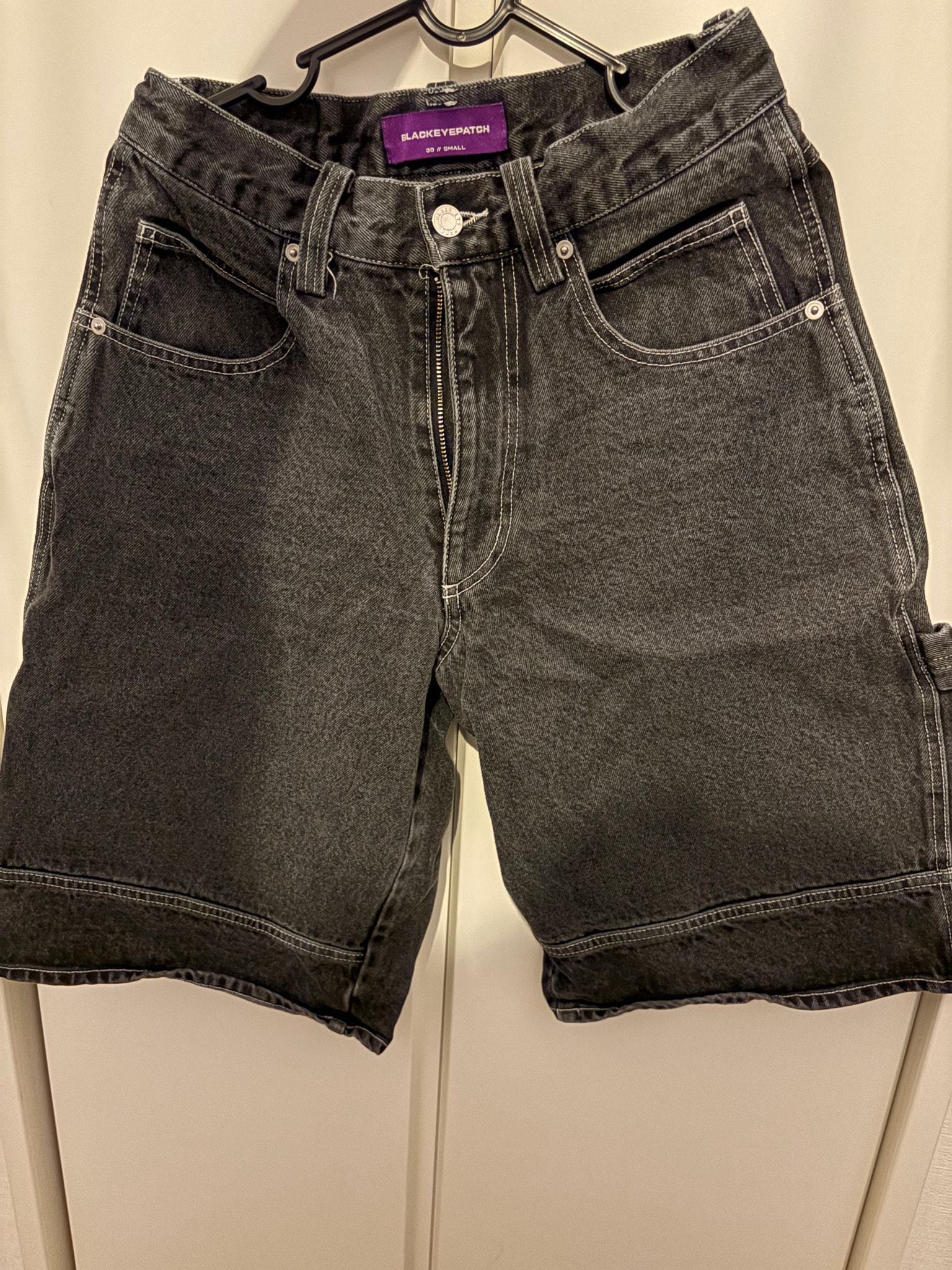 BlackEyePatch Statement Embroidered Baggy Denim Shorts "Black"