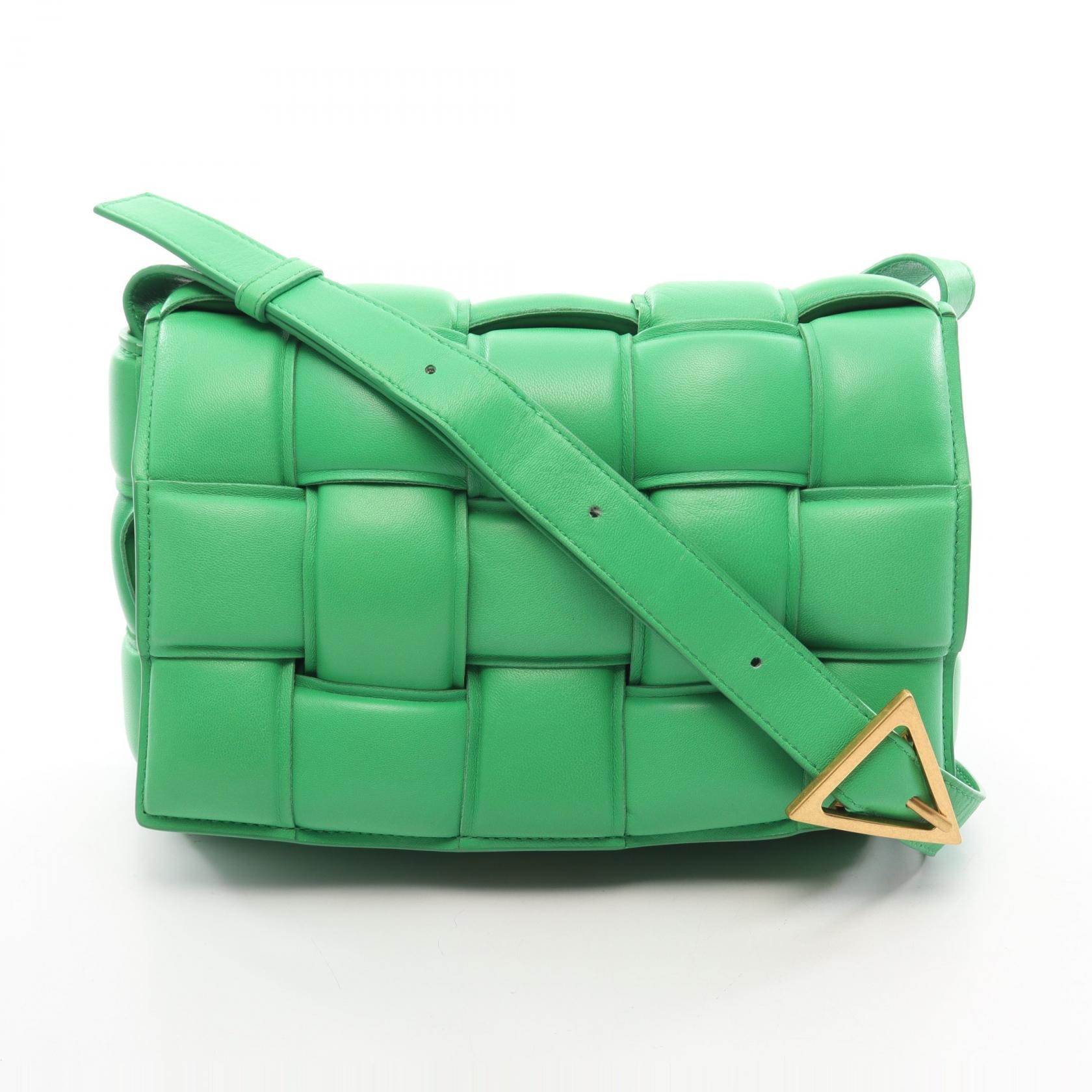 ボッテガヴェネタ BOTTEGA VENETA パデット カセット イントレチャート ショルダーバッグ バッグ レザー レディース グリーン系 【中古】