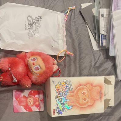 POP MART THE MONSTERS (LABUBU) Big into Energy Series Plush Pendant LOVE