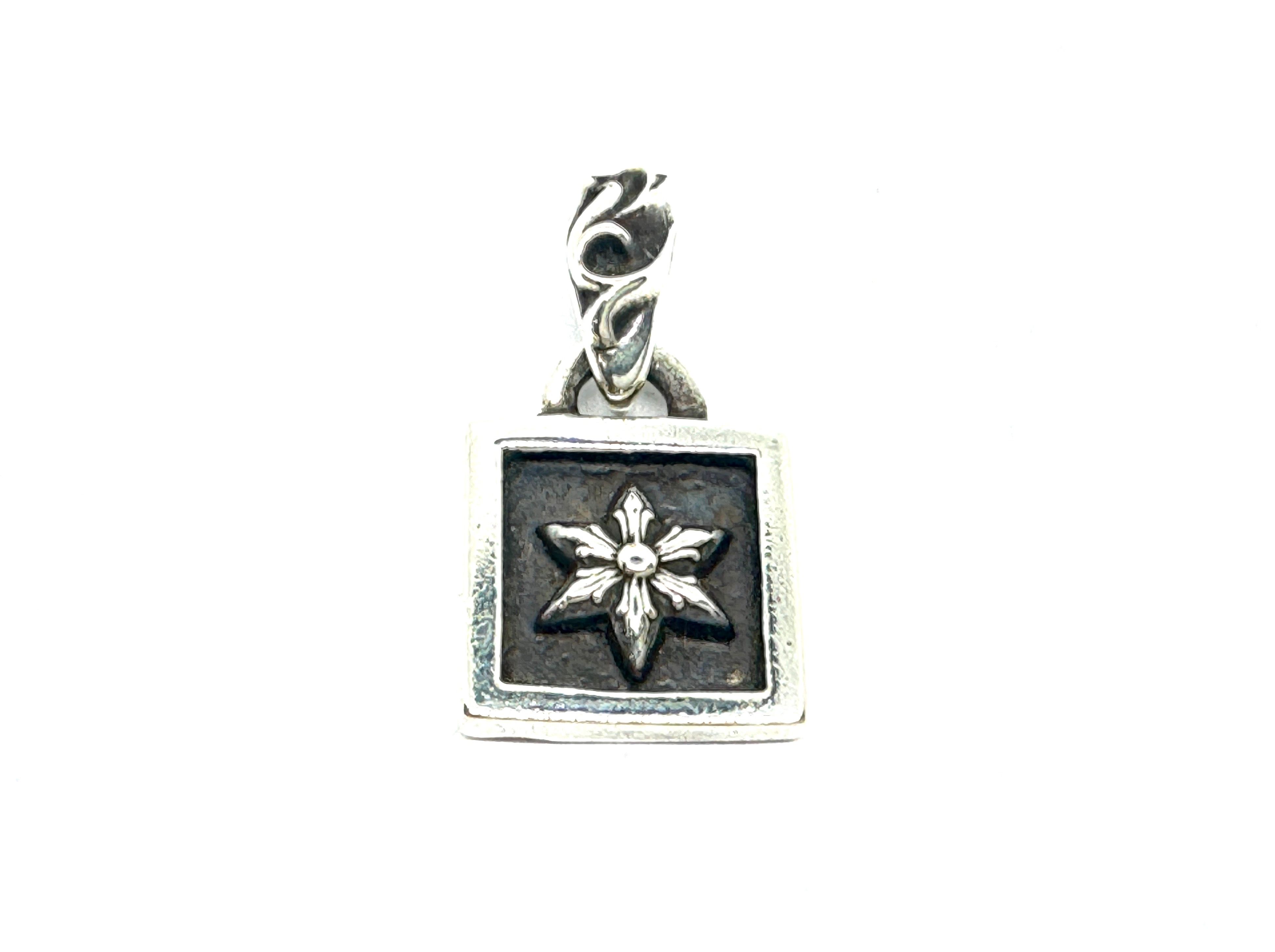 Chrome Hearts Frame Doster Charm "Silver"