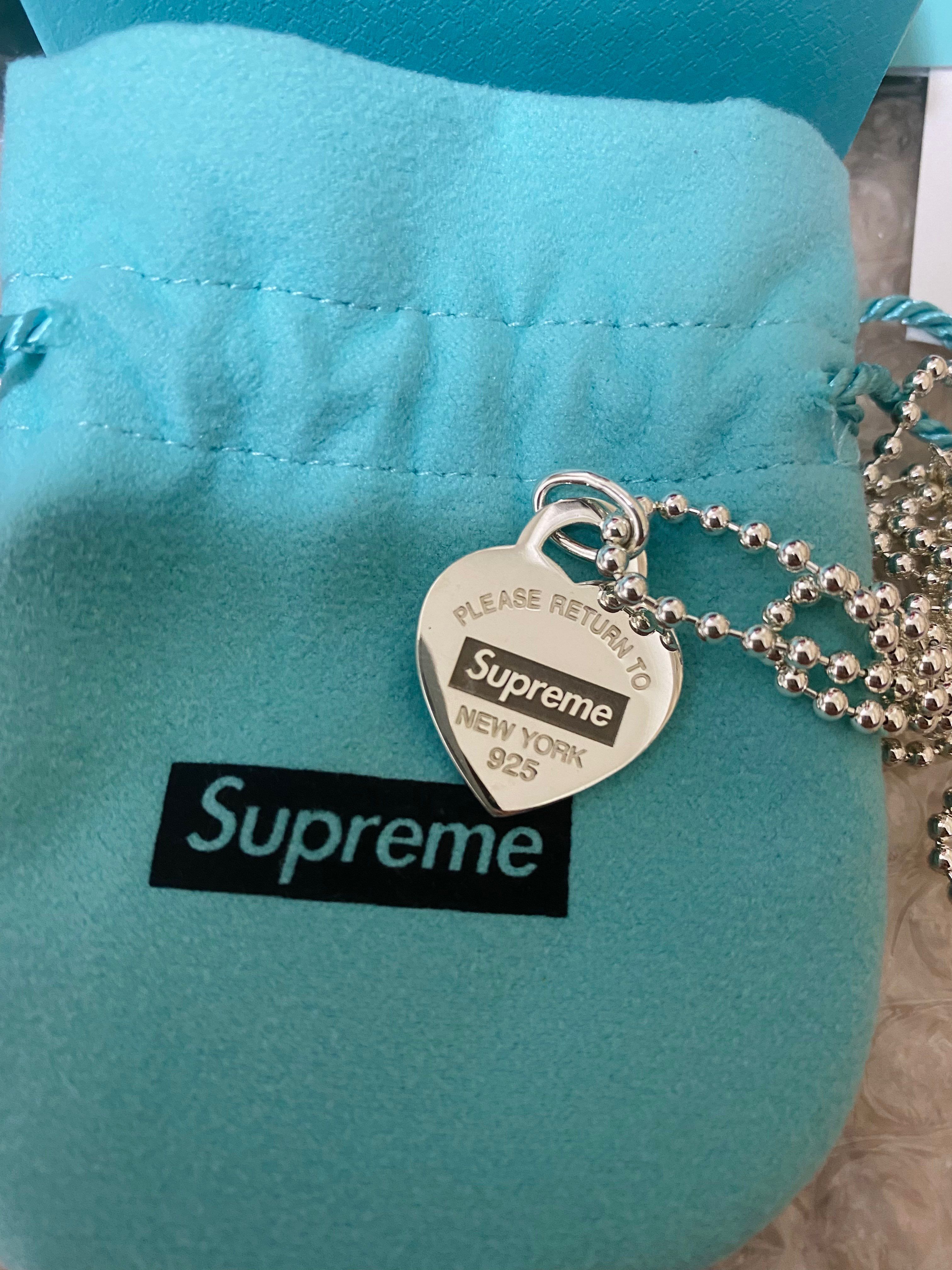 Supreme / Tiffany & Co. Return to Tiffany Heart Tag Pendant "Silver"