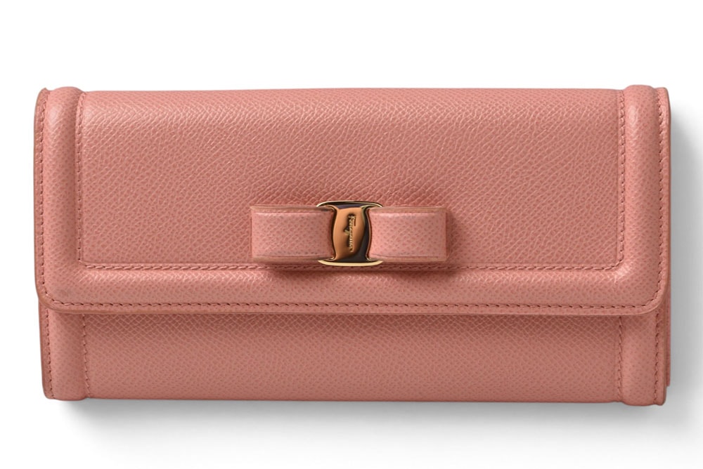 フェラガモ 長財布 FERRAGAMO レディース ヴァラリボン 22 D154 ピンク レザー 【中古】