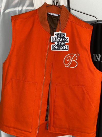 BlackEyePatch B EMBLEM DUCK VEST "Orange"