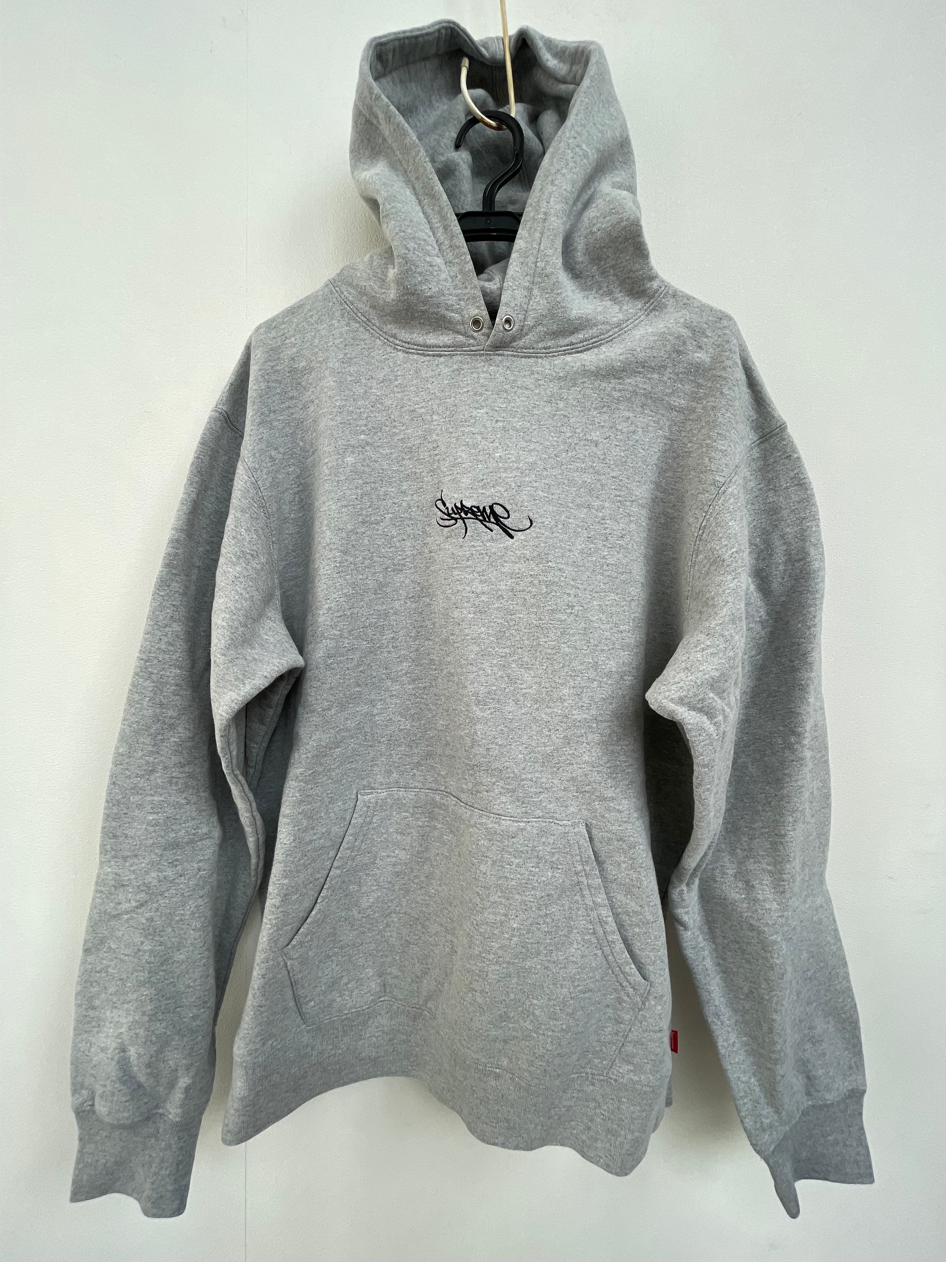 supreme パーカー