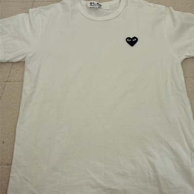PLAY COMME des GARCONS Unisex T-Shirt "White"