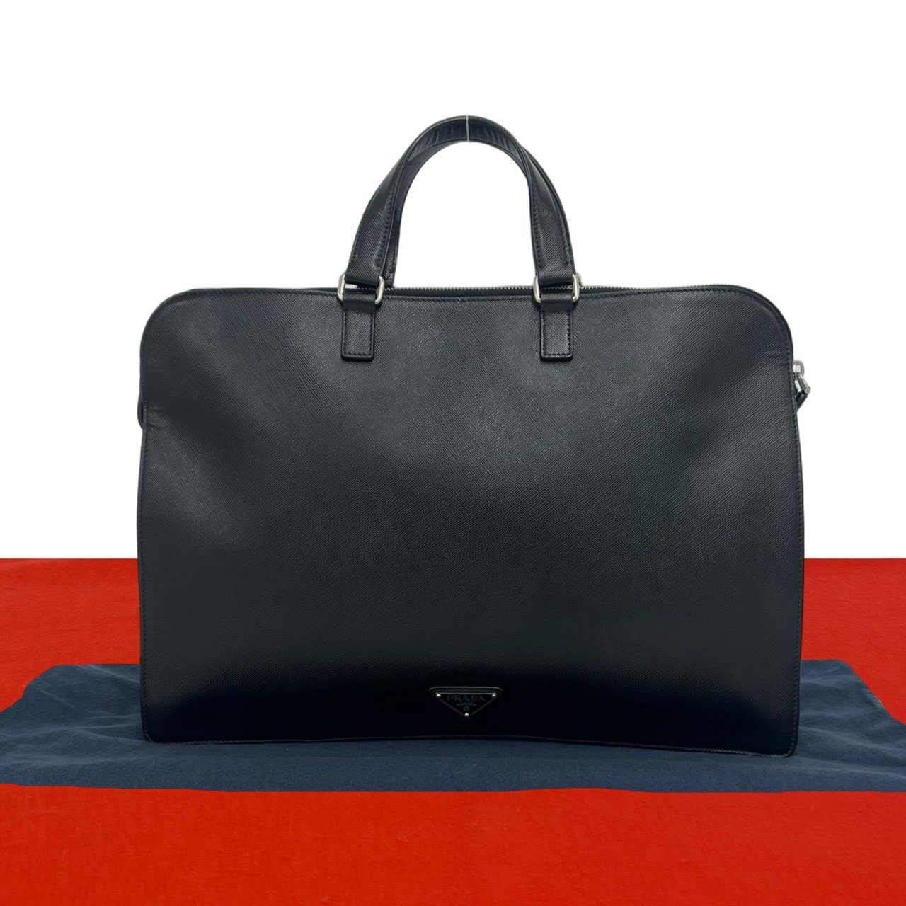 PRADA プラダ 三角ロゴ 金具 レザー ビジネスバッグ ブラック
 09459